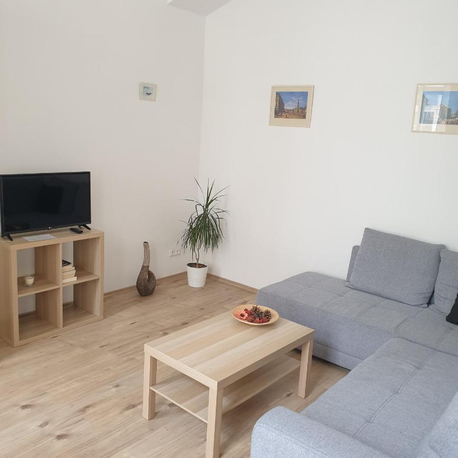 Apartment Greg Kampa Prague