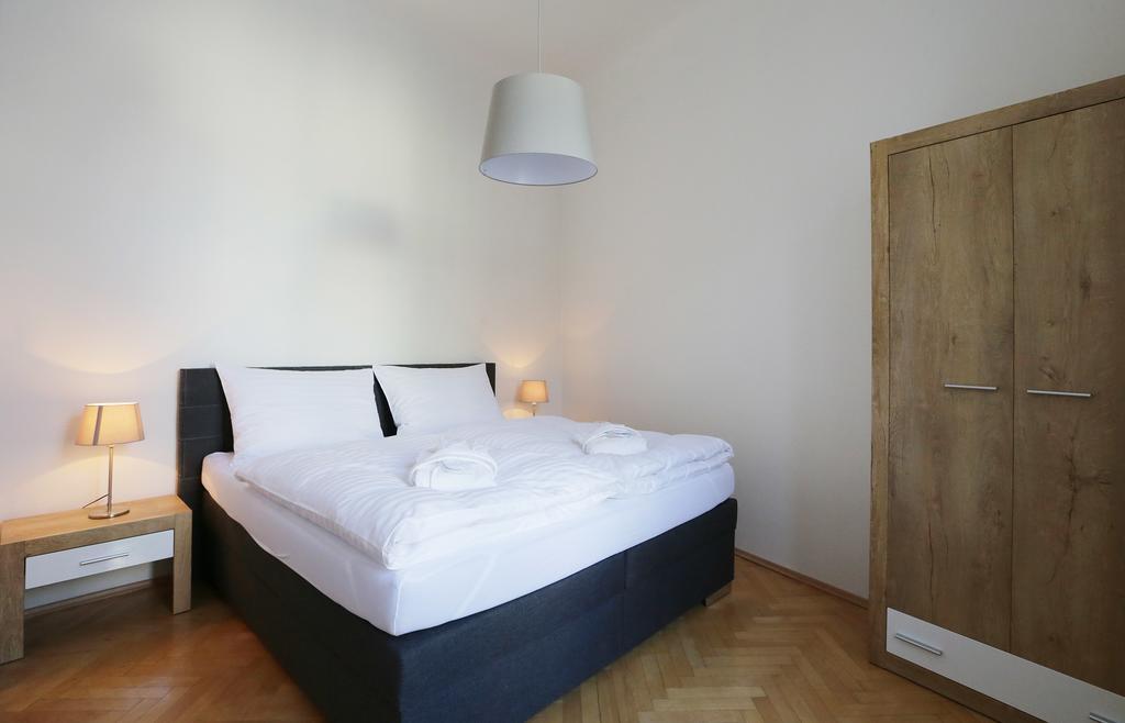 Apartment Greg Kampa Prague