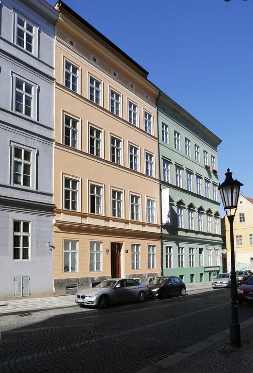 Greg Kampa Apartment Prague