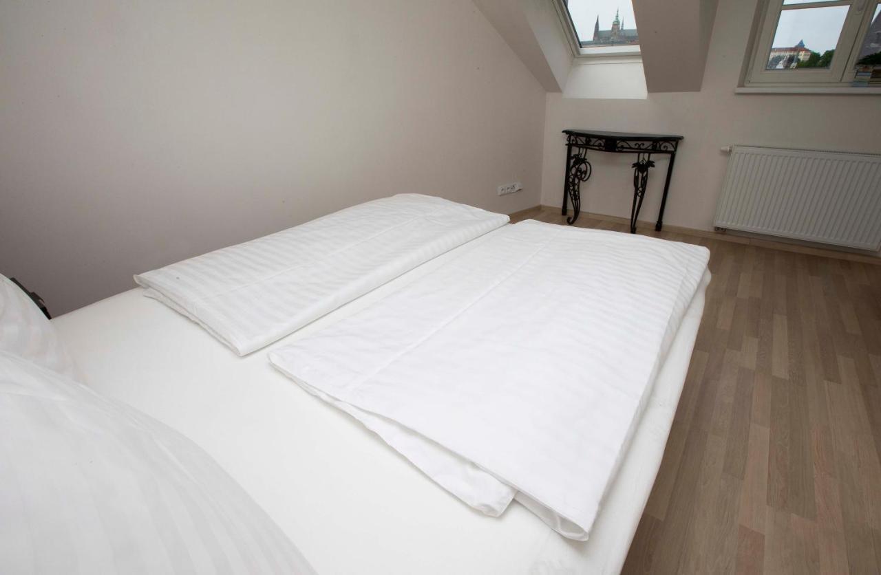 Apartment Greg Kampa Prague